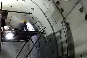 地鐵堵漏現(xiàn)場(chǎng)視頻